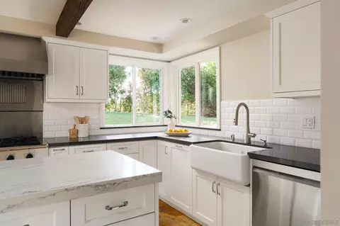 Kitchen - 16462 Martincoit Rd, Poway, CA 92064 photo 6 of 7