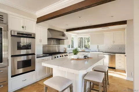 Kitchen - 16462 Martincoit Rd, Poway, CA 92064 photo 1 of 7
