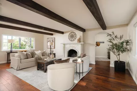 Living - 16462 Martincoit Rd, Poway, CA 92064 photo 2 of 3