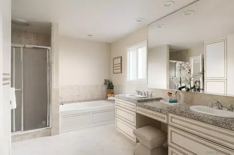 Bath - 16462 Martincoit Rd, Poway, CA 92064 photo 5 of 5