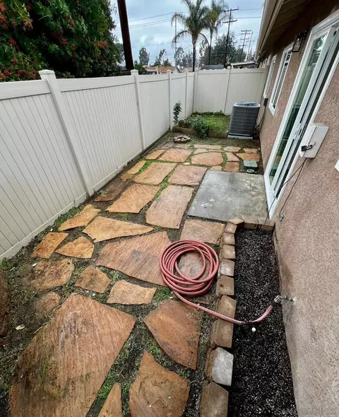 Exterior - 655 E Washington Ave #J, El Cajon, CA 92020 photo 6 of 7