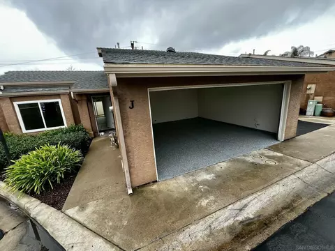 655 E Washington Ave #J, El Cajon, CA 92020