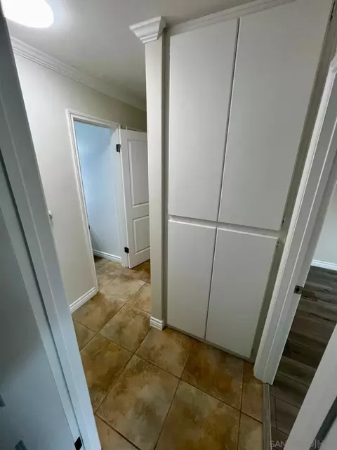 Entry Way - 655 E Washington Ave #J, El Cajon, CA 92020 photo 1 of 1
