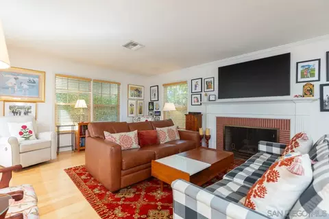 Living - 951-55 B, Coronado, CA 92118 photo 1 of 5