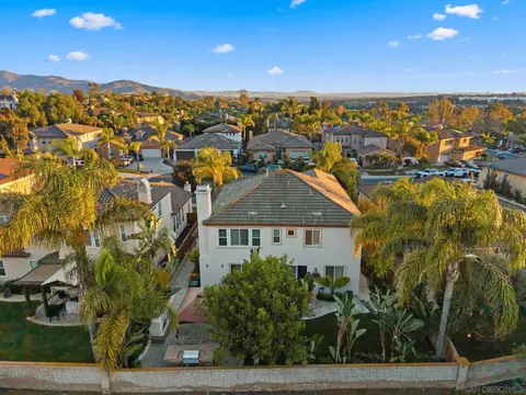 View/Area - 732 N Fox Run Pl, Chula Vista, CA 91914 photo 1 of 7