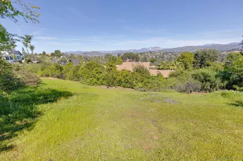Exterior - 11205 Constellation Dr, El Cajon, CA 92020 photo 21 of 23