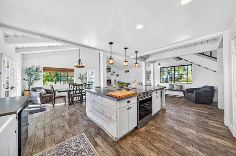 Kitchen - 5930 Camino Baja Cerro, Fallbrook, CA 92028 photo 5 of 6