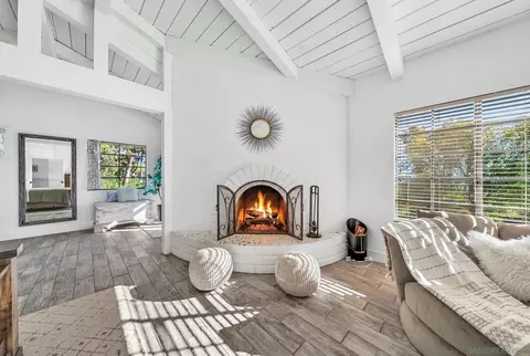 Living - 5930 Camino Baja Cerro, Fallbrook, CA 92028 photo 6 of 6
