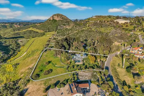 View/Area - 5930 Camino Baja Cerro, Fallbrook, CA 92028 photo 2 of 5