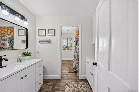 Bath - 5930 Camino Baja Cerro, Fallbrook, CA 92028 photo 1 of 6