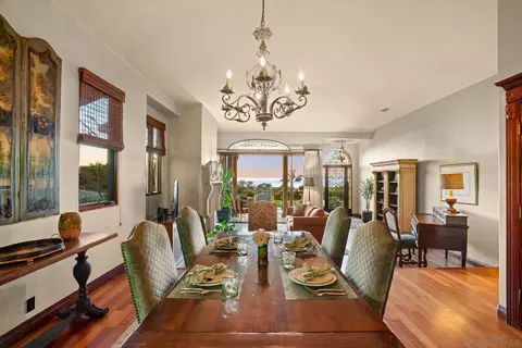 Dining - 2061 Seaview Ave, Del Mar, CA 92014 photo 4 of 8