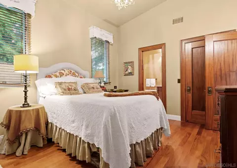 Bedroom - 2061 Seaview Ave, Del Mar, CA 92014 photo 8 of 8