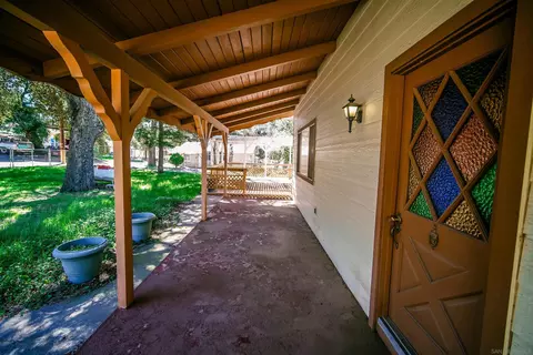Exterior - 2570 Live Oaks Trl, Boulevard, CA 91905 photo 4 of 19
