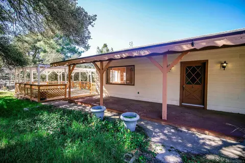 Exterior - 2570 Live Oaks Trl, Boulevard, CA 91905 photo 17 of 19