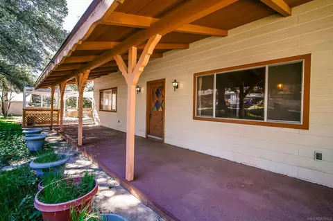 Exterior - 2570 Live Oaks Trl, Boulevard, CA 91905 photo 18 of 19