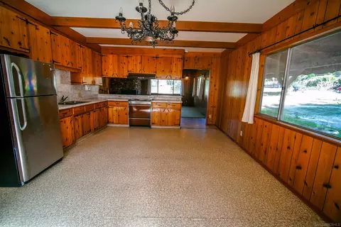 Kitchen - 2570 Live Oaks Trl, Boulevard, CA 91905 photo 3 of 5