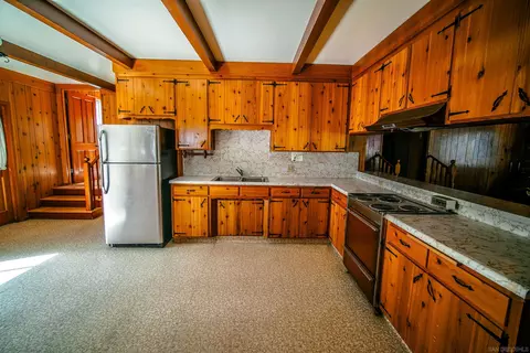 Kitchen - 2570 Live Oaks Trl, Boulevard, CA 91905 photo 1 of 5