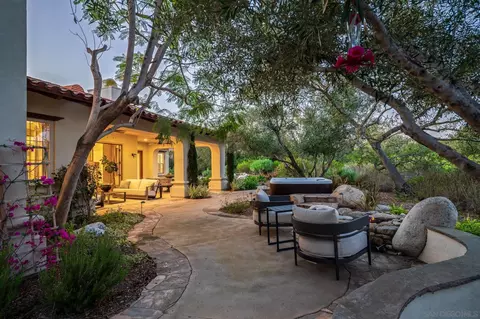 7790 Doug Hl, San Diego, CA 92127