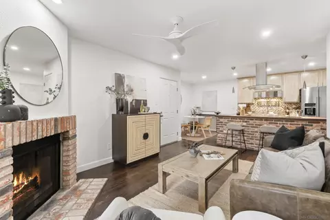 1810 S El Camino Real #202, Encinitas, CA 92024