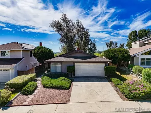321 Skyridge Ln, Escondido, CA 92026
