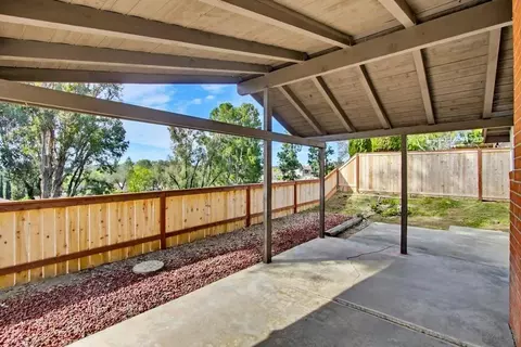 Exterior - 321 Skyridge Ln, Escondido, CA 92026 photo 2 of 8