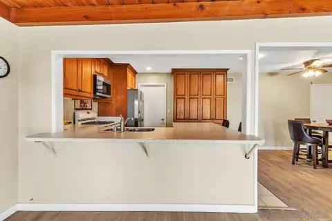 Kitchen - 10143 Maple Tree Rd, Santee, CA 92071 photo 3 of 4