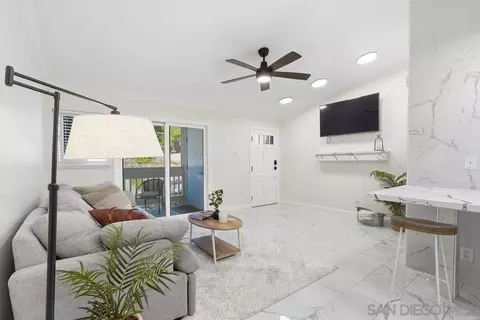 10026 Maya Linda Rd 6203, San Diego, CA 92126