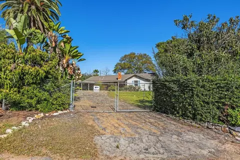 Exterior - 1890 Calmin Dr, Fallbrook, CA 92028 photo 11 of 11