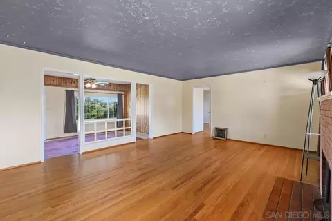 Living - 1890 Calmin Dr, Fallbrook, CA 92028 photo 3 of 5