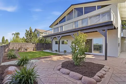589 E J St, Chula Vista, CA 91910 photo 32