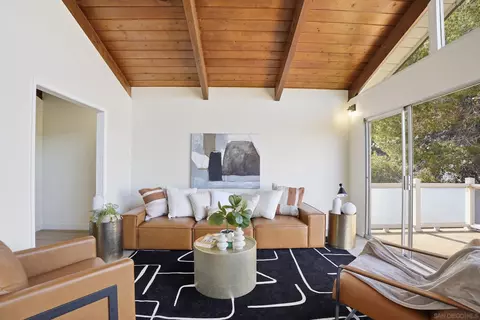 589 E J St, Chula Vista, CA 91910 photo 16
