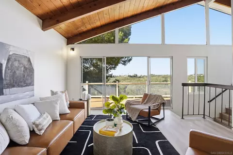 589 E J St, Chula Vista, CA 91910 photo 18