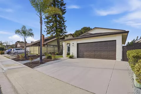 589 E J St, Chula Vista, CA 91910 photo 3