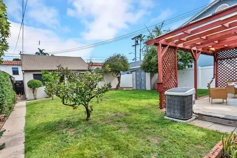 Exterior - 431 H Ave, Coronado, CA 92118 photo 6 of 11