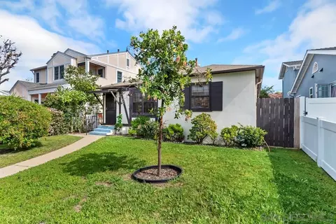 Exterior - 431 H Ave, Coronado, CA 92118 photo 5 of 11