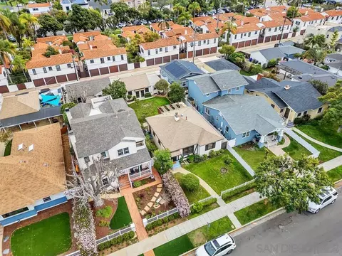 View/Area - 431 H Ave, Coronado, CA 92118 photo 2 of 20