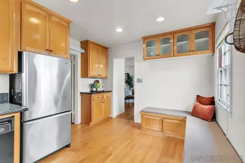Kitchen - 431 H Ave, Coronado, CA 92118 photo 3 of 4