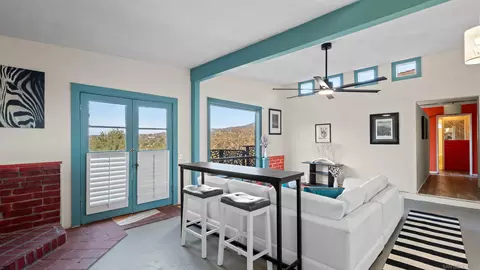 Living - 1819 Lilac Ln, Alpine, CA 91901 photo 2 of 3