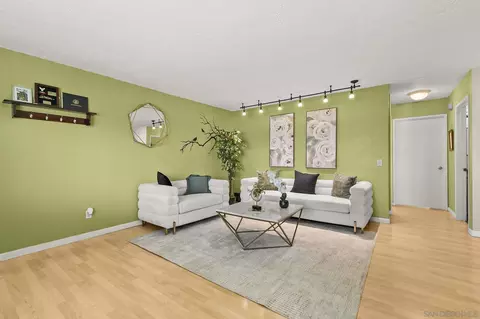 Living - 403 Emerald Ave #8, El Cajon, CA 92020 photo 2 of 4