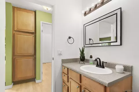 Bath - 403 Emerald Ave #8, El Cajon, CA 92020 photo 2 of 2