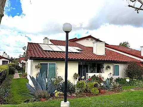 2425 Cranston Dr #219, Escondido, CA 92025