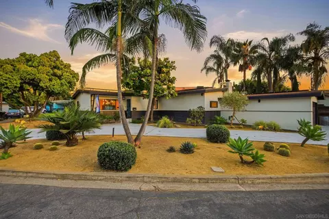 Exterior - 965 Home Ave, Carlsbad, CA 92008 photo 3 of 20