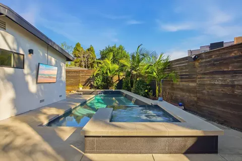 Exterior - 965 Home Ave, Carlsbad, CA 92008 photo 10 of 20