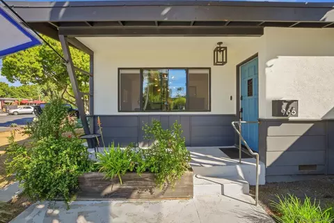 Exterior - 965 Home Ave, Carlsbad, CA 92008 photo 4 of 20