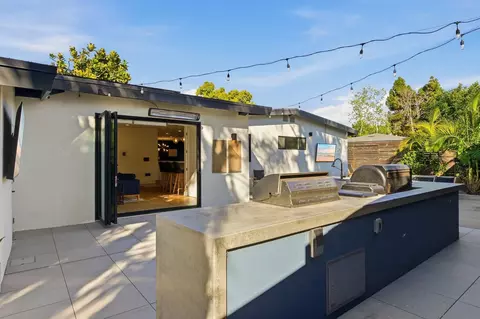 Exterior - 965 Home Ave, Carlsbad, CA 92008 photo 15 of 20
