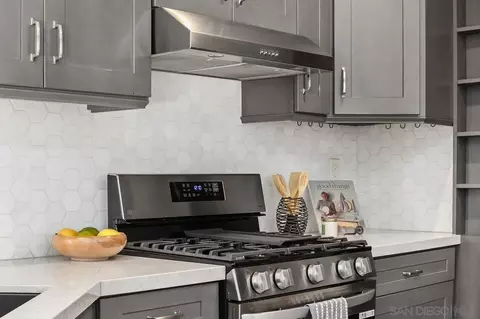 Kitchen - 5259 Hubbert St, Oceanside, CA 92056 photo 5 of 5