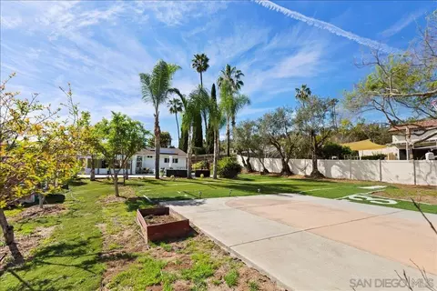 Exterior - 1452 N Fig St, Escondido, CA 92026 photo 19 of 28