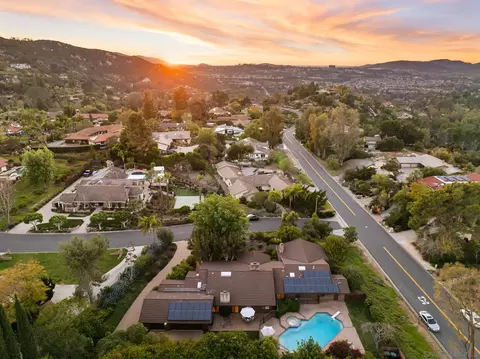 View/Area - 15943 Ranch Hollow Rd, Poway, CA 92064 photo 2 of 3