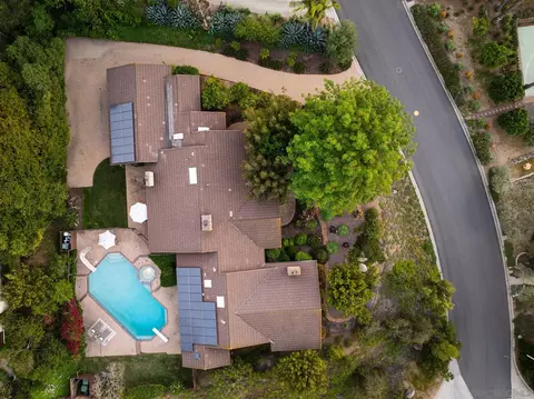 View/Area - 15943 Ranch Hollow Rd, Poway, CA 92064 photo 3 of 3