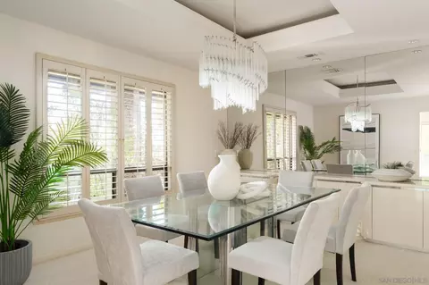 Dining - 15943 Ranch Hollow Rd, Poway, CA 92064 photo 2 of 4